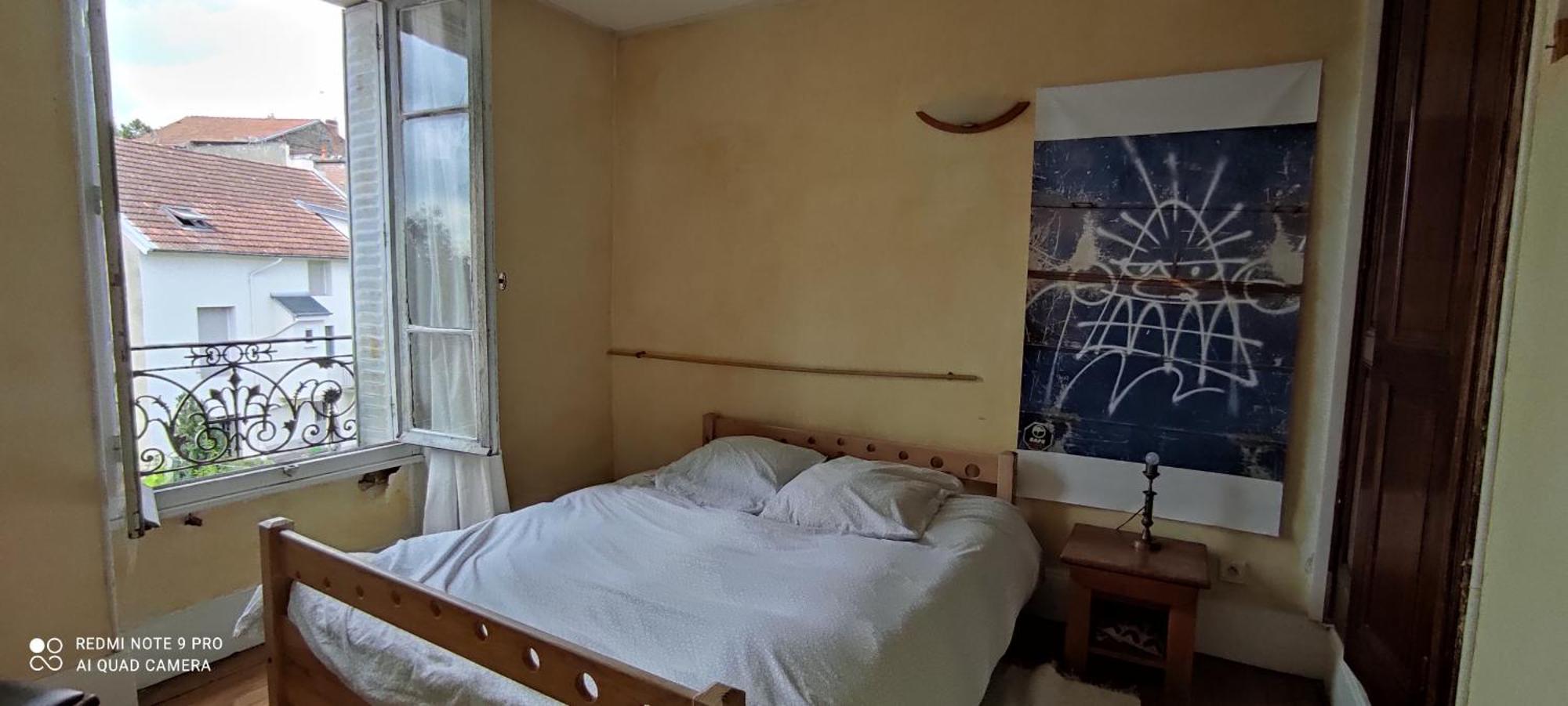 Grande Maison Ancienne Simple Et Spacieuse. Vichy Luaran gambar